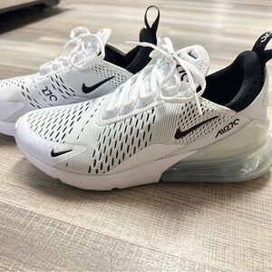 Nike Air Max 270